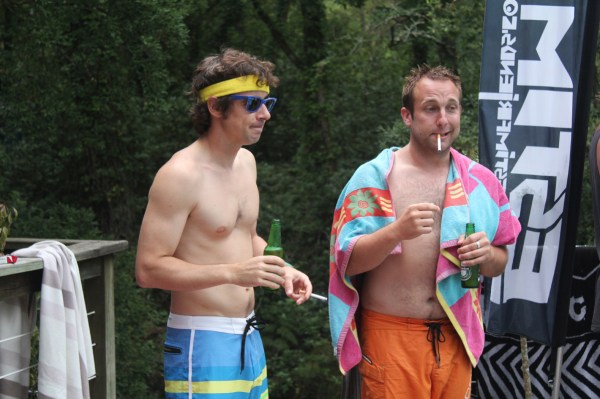 Réconfort avant l'effort pour Pelipe et Clemsou